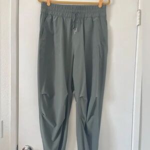 Abercrombie & Fitch - Women's Traveler Parachute Pants | Size S